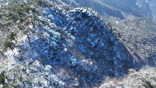 航拍冬天江西旅游庐山山顶雪景