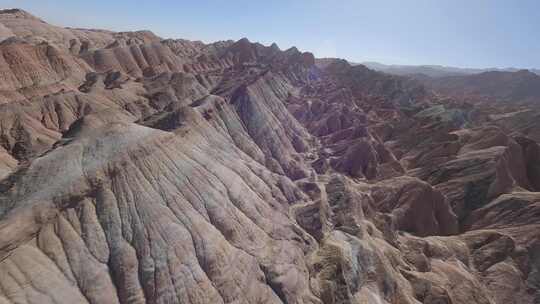 fpv穿越机航拍七彩丹霞地貌甘肃张掖景区