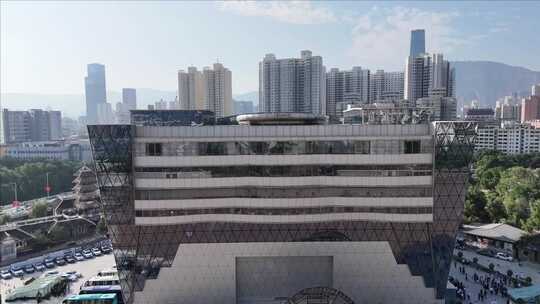 现代化建筑外观的城市风光兰州大剧院