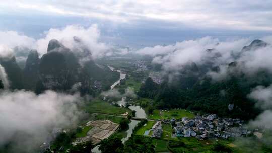 航拍桂林阳朔漓江遇龙河景区自然山水风光