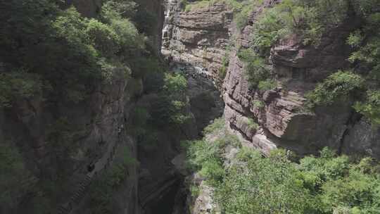 河南焦作云台红石峡瀑布茱萸峰山峰景区航拍