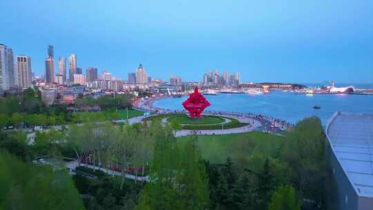 山东省青岛市市南区五四广场航拍夜景海滨风