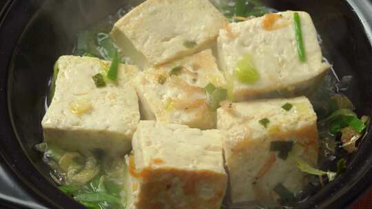 砂锅海鲜豆腐汤视频素材模板下载