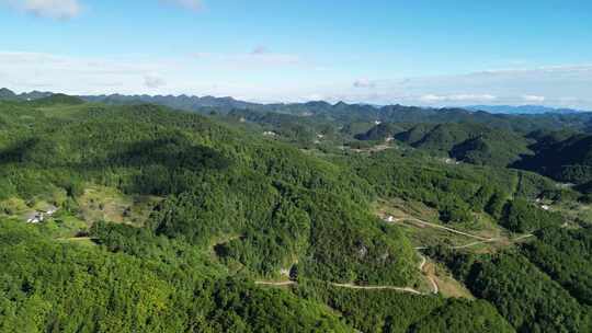 广元曾家山腹地的云天与大山