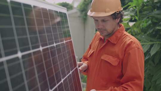 工作，太阳能电池板安装，太阳能电池板，屋