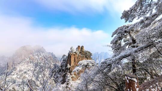 安徽黄山冬季雾凇雪景风光延时摄影