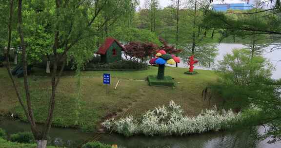 春天城市湿地公园美丽湖景