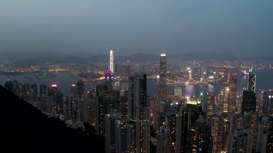 夜晚下繁华的香港夜景视频素材模板下载