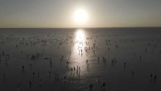 海面 滩涂 日出 朝霞 人群 海边 沙滩 航拍