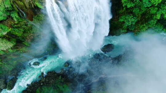 贵州兴义马岭河大峡谷