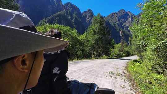 沙滩车自驾贡嘎山区磨西镇燕子沟旅游区