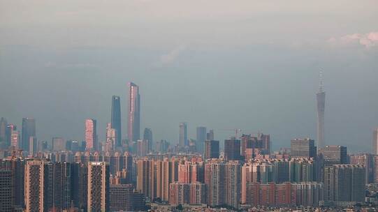 1080P远眺广州塔珠江新城高楼夕阳