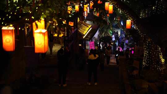 重庆十八梯夜景游客人流旅游景区网红景点