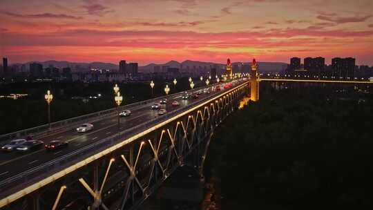 南京长江大桥晚霞夜景航拍风光视频素材模板下载