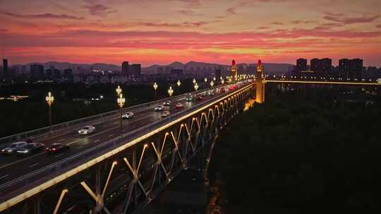 南京长江大桥晚霞夜景航拍风光