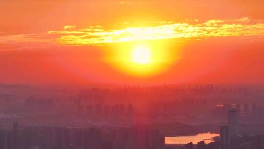 武汉夏日城市地标和天际线风光