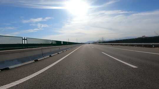 公路 车辆 行驶 移动 道路 自然风景