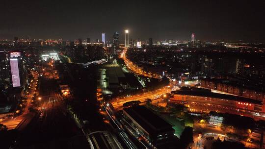 上海南站夜景航拍空镜