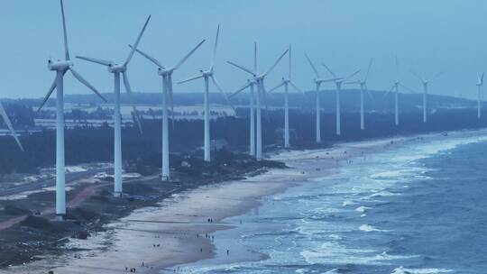 海边风力发电风车航拍