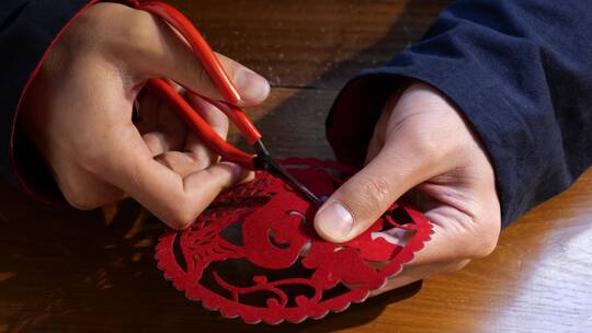 中国传统民俗剪纸文化