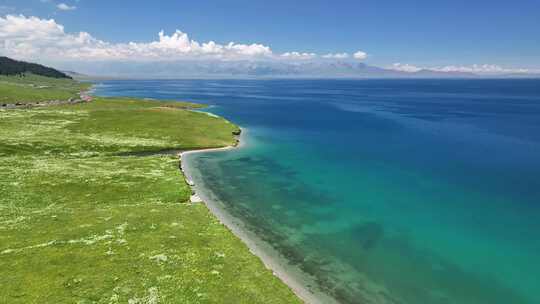 新疆赛里木湖草原湿地自然风光航拍