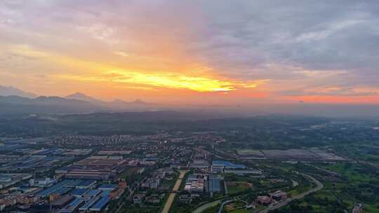 都江堰城区日出朝阳航拍