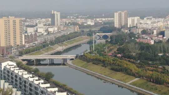 城市航拍 县城 河渠