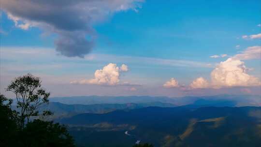 高山白云蓝天