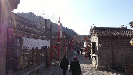 北京冬季古北水镇航拍主观视角