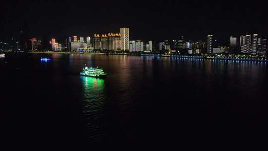 长江荣耀号灯光秀夜景航拍空镜头