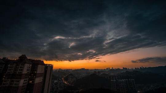 暴雨后夕阳乌云延时