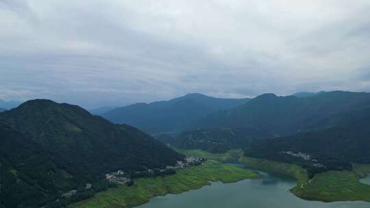 雅女湖 绿水青山 风景 山水 山河 壮丽