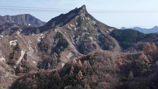 秋天北京的山崖