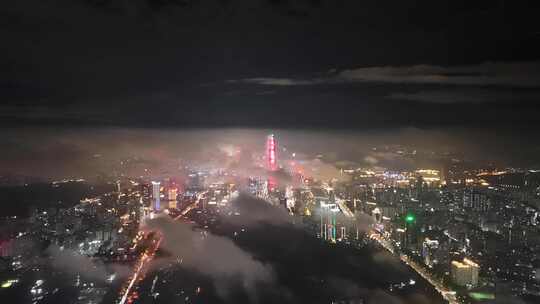 深圳城市夜景下云海翻涌