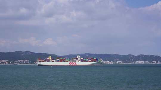 厦门港海上货轮油轮集装箱轮船漳州港海岸线