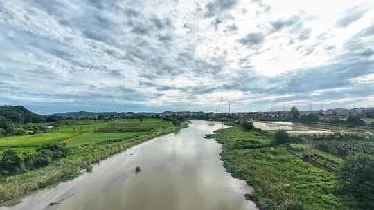 高铁窗外风景