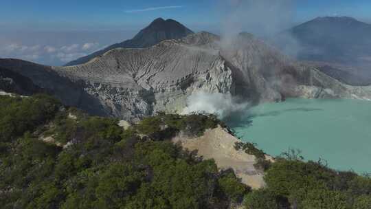 HDR印尼爪哇岛宜珍火山湖泊航拍自然风光