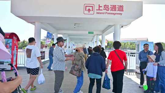 海南三亚西岛风景区游客旅游治愈唯美镜头