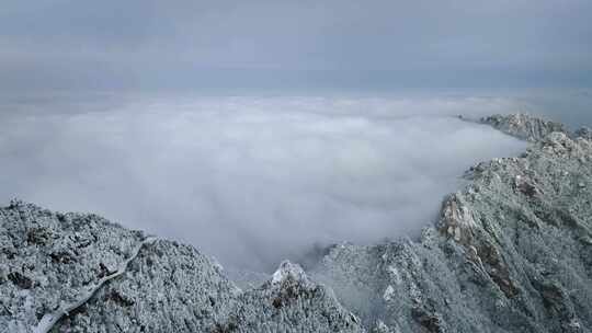 山脉云海寒冬大雪航拍