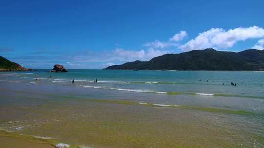 航拍三亚后海皇后湾冲浪及海棠湾海岛海浪