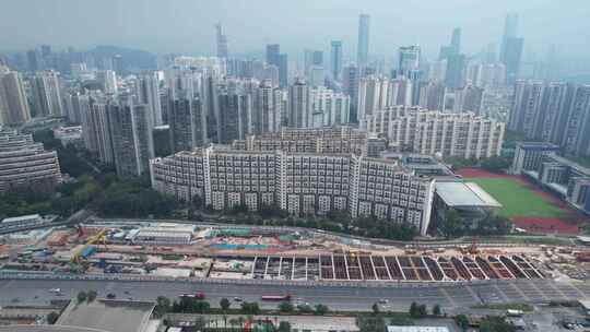 深圳地铁修建工地