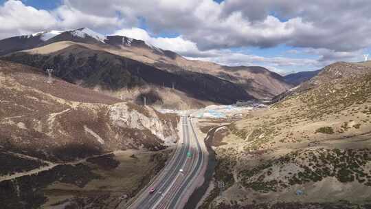 西藏拉萨林芝拉林高速公路航拍风光