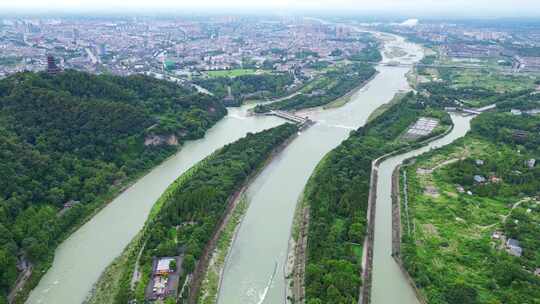 都江堰景区宝瓶口、鱼嘴分水堤、飞沙堰航拍