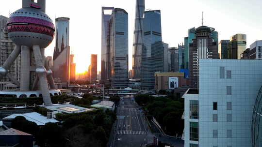 上海陆家嘴城市建筑日出景观