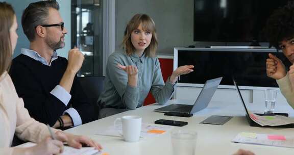 项目合作商业谈判公司会议内部交流