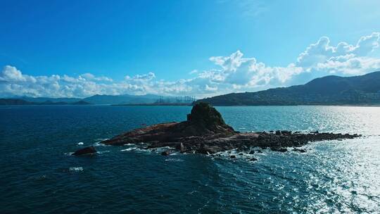 航拍深圳大梅沙小梅沙海上小岛视频素材模板下载