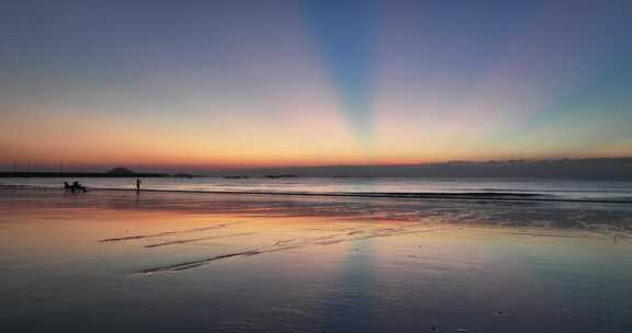 海滩沙滩日出唯美日出