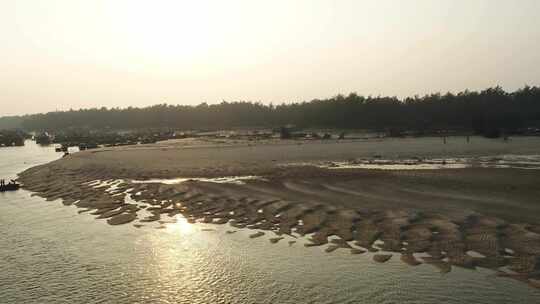 广东雷州海岸线夕阳