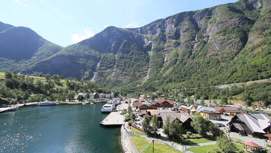 峡湾的建筑景观