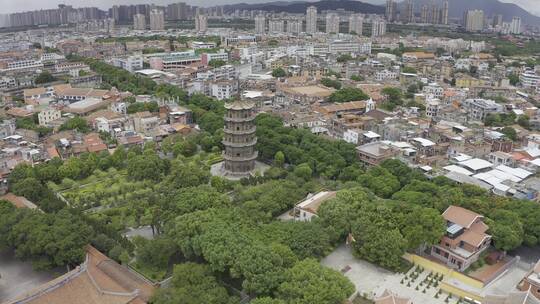 泉州开元寺东西塔特写西街钟楼航拍市区大景